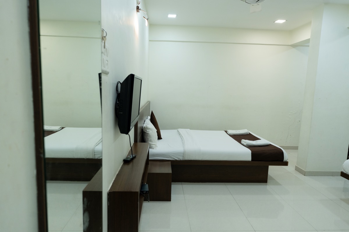Family Non-AC Room Hotel Vishwas