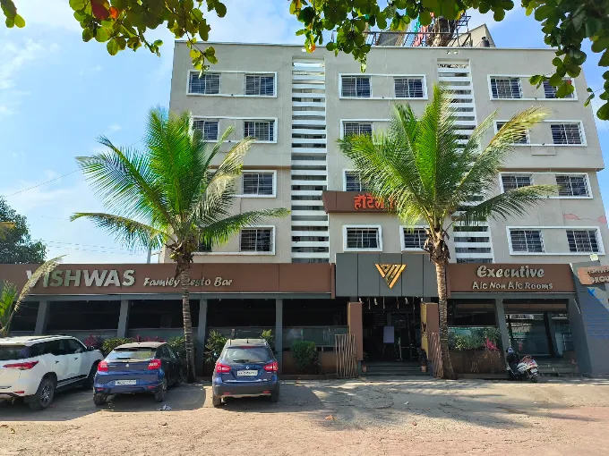 Hotel Vishwas Building Facade Wadgaon Budruk Pune